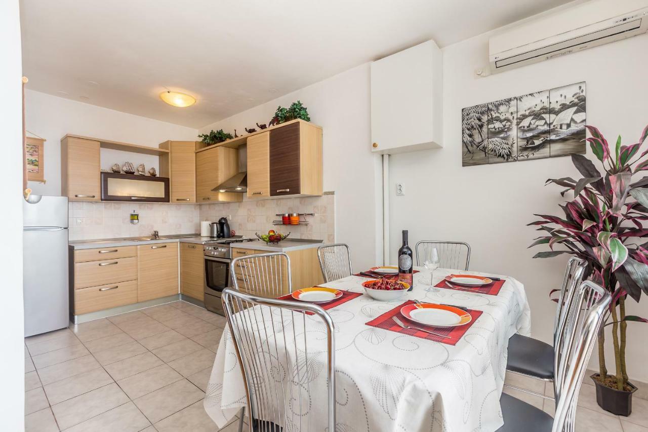 Apartment Lucky 1 Fiume Esterno foto