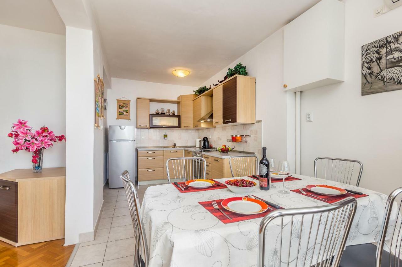 Apartment Lucky 1 Fiume Esterno foto